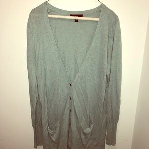 Long sleeved cardigan